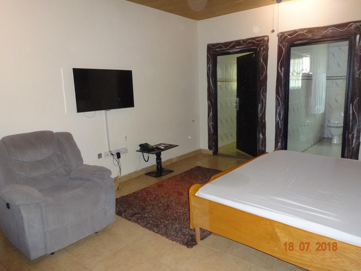 Nordik Palace Bed & Breakfast Tema Dış mekan fotoğraf